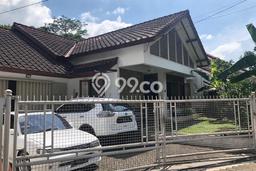Hunian Elit LB 450m2 Siap Pakai Desain Elegan di ciumbuleuit, Bandung Hunian Elit LB 450m2 Siap Pakai Desain Elegan di ciumbuleuit, Bandung