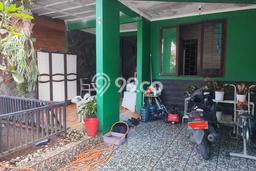 Rumah Luas Asri 2 KT Siap Pakai di Cicaheum Bandung Rumah Luas Asri 2 KT Siap Pakai di Cicaheum Bandung