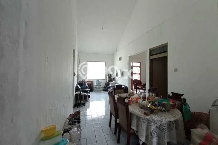 Rumah Modern Minimalis 4 Kamar Bisa Langsung Pindah di Kiaracondong Rumah Modern Minimalis 4 Kamar Bisa Langsung Pindah di Kiaracondong
