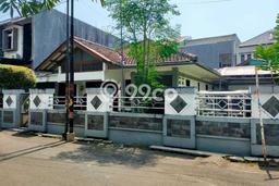 Rumah sewa siap pakai 4 Kamar Tidur di Turangga, Bandung Rumah sewa siap pakai 4 Kamar Tidur di Turangga, Bandung
