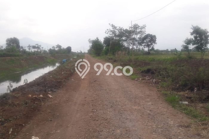 Lahan untuk Dijual Lokasi Rancaekek, Bandung Luas 350m2 AJB Lahan untuk Dijual Lokasi Rancaekek, Bandung Luas 350m2 AJB