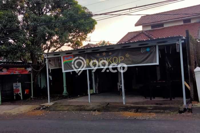 Ruko Dijual Lokasi Stratagis di Pakal Surabaya Cocok untuk Investasi Ruko Dijual Lokasi Stratagis di Pakal Surabaya Cocok untuk Investasi