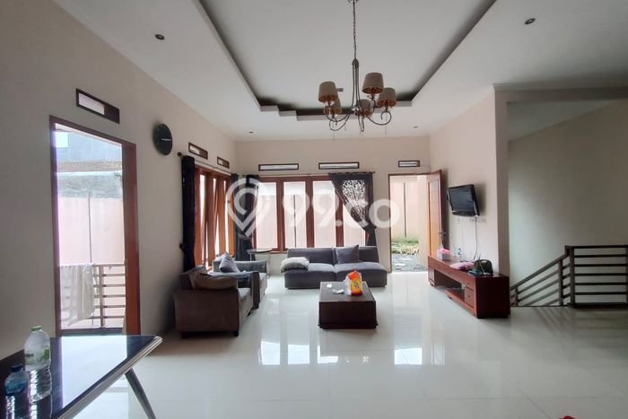 Rumah Elit Modern Siap Huni di Bandung Kota Bandung Rumah Elit Modern Siap Huni di Bandung Kota Bandung