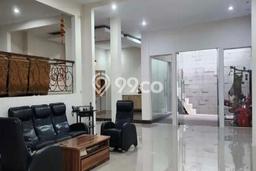 For Sale! Luxury House LT 250m2 Desain Elegan di Pantai Indah Kapuk For Sale! Luxury House LT 250m2 Desain Elegan di Pantai Indah Kapuk