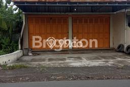 Unit Gudang Disewa Lokasi Gatak, Sukoharjo Spesifikasi Luas Bangunan 160m2 Unit Gudang Disewa Lokasi Gatak, Sukoharjo Spesifikasi Luas Bangunan 160m2