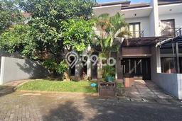 Lokasi strategis! Rumah siap huni disewakan di Manahan LB 400m2 Lokasi strategis! Rumah siap huni disewakan di Manahan LB 400m2
