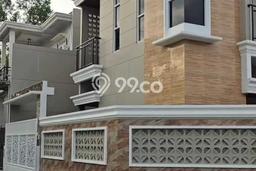 Siap Huni Rumah Mewah 4 Kamar di Colomadu Dekat ke Mana Pun Siap Huni Rumah Mewah 4 Kamar di Colomadu Dekat ke Mana Pun