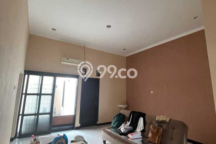 Dijual Hunian Rumah Terawat 3 KT di Manukan, Surabaya Dijual Hunian Rumah Terawat 3 KT di Manukan, Surabaya