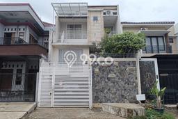 Siap Huni Rumah Mewah 7 Kamar di Duren Sawit Dekat ke Mana Pun Siap Huni Rumah Mewah 7 Kamar di Duren Sawit Dekat ke Mana Pun