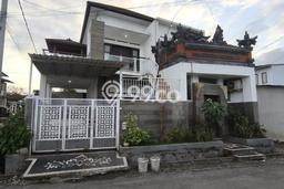 Hunian Cantik Modern Lb 100m2 di Denpasar Selatan, Denpasar Hunian Cantik Modern Lb 100m2 di Denpasar Selatan, Denpasar