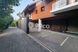 Vila Tenang di , Luas 250m2m², Akses ke beragam kebutuhan Vila Tenang di , Luas 250m2m², Akses ke beragam kebutuhan