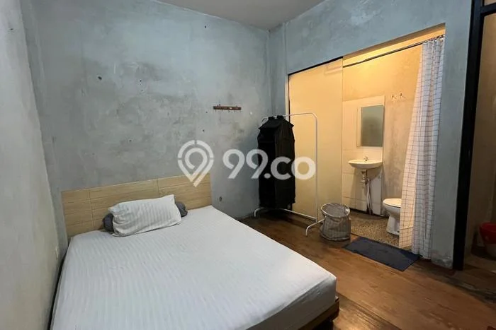 Kost Dijual Lokasi Jatisampurna, Bekasi, 11 KT, 11 KM, 250m2 Kost Dijual Lokasi Jatisampurna, Bekasi, 11 KT, 11 KM, 250m2