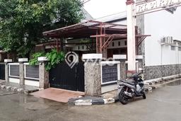 Rumah Modern 6 Kamar LT 240m2 di Cisalak Rumah Modern 6 Kamar LT 240m2 di Cisalak