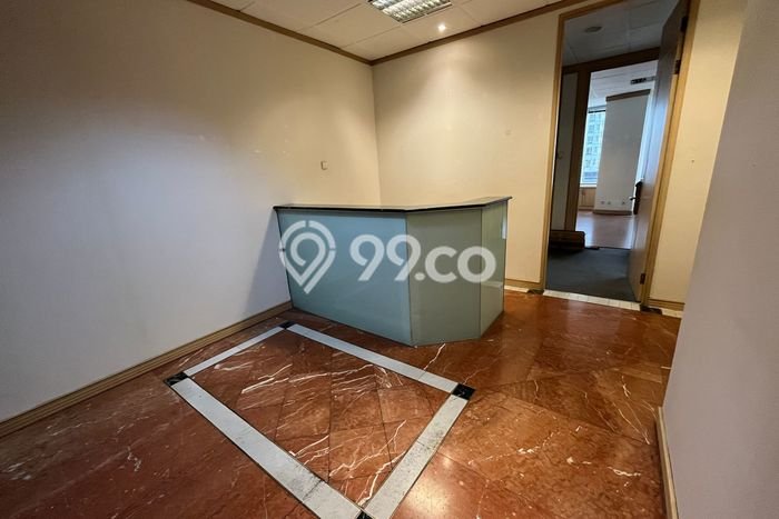 Disewakan Kantor di Kawasan Ramai Senayan Luas 218m2 Disewakan Kantor di Kawasan Ramai Senayan Luas 218m2