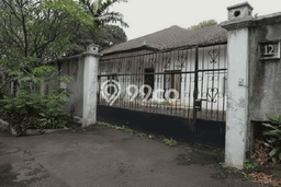 Rumah Premium di Jakarta Selatan Lokasi Strategis Kondisi Baik Rumah Premium di Jakarta Selatan Lokasi Strategis Kondisi Baik