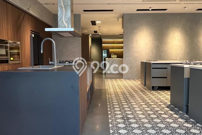 Komersial Bagus Dijual LB 665m2 Lokasi Strategis Jakarta Barat Area Cocok untuk Bisnis Komersial Bagus Dijual LB 665m2 Lokasi Strategis Jakarta Barat Area Cocok untuk Bisnis
