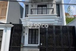 Rumah Elit LB 180m2 Siap Huni Desain Elegan di Pejaten, Jakarta Selatan Rumah Elit LB 180m2 Siap Huni Desain Elegan di Pejaten, Jakarta Selatan