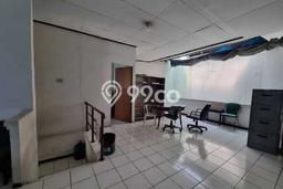 Rumah Bagus di Kedoya Utara, Jakarta Barat, Luas 288m² LB 304m² HARGA MENARIK! Rumah Bagus di Kedoya Utara, Jakarta Barat, Luas 288m² LB 304m² HARGA MENARIK!