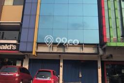 LOKASI STRATEGIS! Ruko di Ciputat, Luas 422m2m², Area Komersial LOKASI STRATEGIS! Ruko di Ciputat, Luas 422m2m², Area Komersial