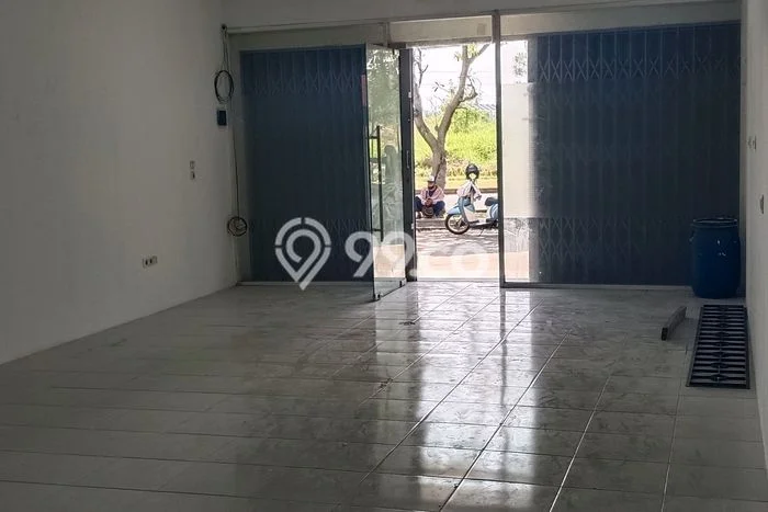 Disewakan Ruko di Pusat Kota Bandung Ramai Strategis Disewakan Ruko di Pusat Kota Bandung Ramai Strategis