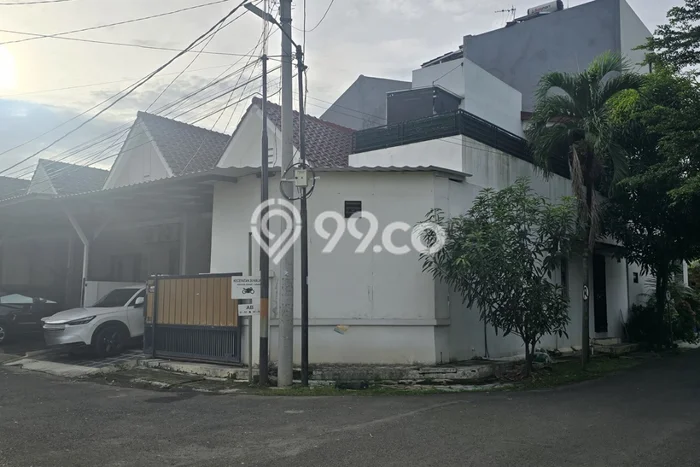 Rumah Modern 3 KT di Gading Serpong Tangerang Semi Furnished Rumah Modern 3 KT di Gading Serpong Tangerang Semi Furnished
