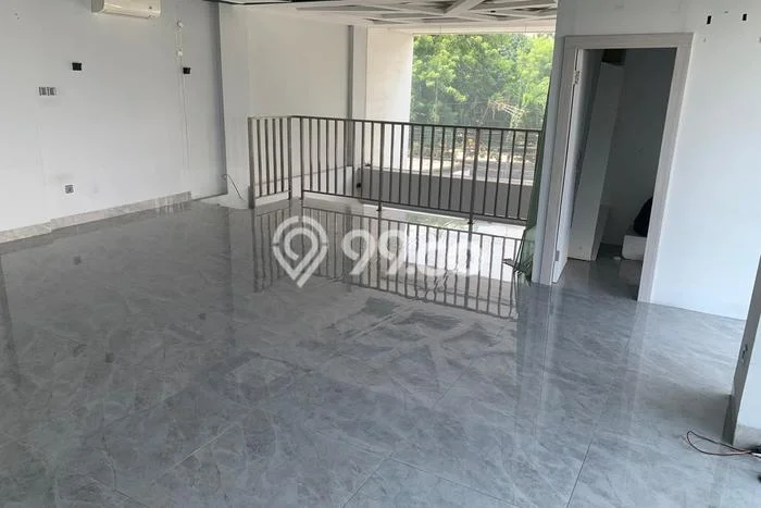 Komersial Bagus Dijual LB 650m2 Lokasi Strategis Jakarta Utara Area Cocok untuk Bisnis Komersial Bagus Dijual LB 650m2 Lokasi Strategis Jakarta Utara Area Cocok untuk Bisnis