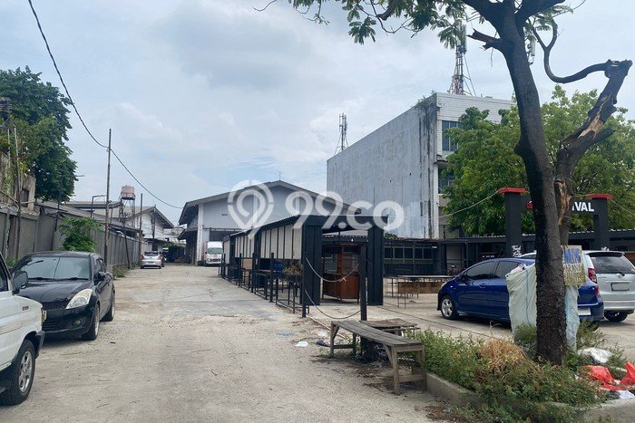 Gudang Dijual di Jakarta Timur LT 3300m2 & LB 1322m2 Lokasi Terbaik! Gudang Dijual di Jakarta Timur LT 3300m2 & LB 1322m2 Lokasi Terbaik!