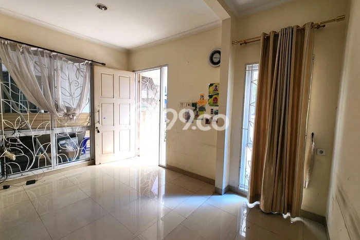 Rumah Cantik Siap Huni Di Cengkareng Luas 110m2 Aman Rumah Cantik Siap Huni Di Cengkareng Luas 110m2 Aman