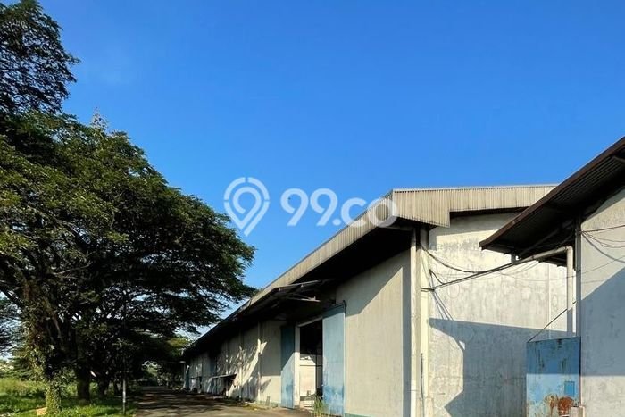 FOR SALE! Pabrik di Cikupa Tangerang, LT 26350m2, LB 3000m2 FOR SALE! Pabrik di Cikupa Tangerang, LT 26350m2, LB 3000m2