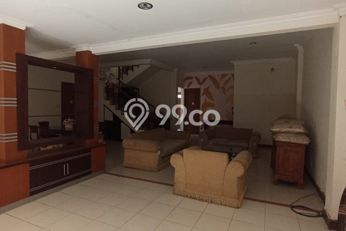 Jual Rumah Luas Megah Dengan View Eksklusif di Caturtunggal, Sleman Jual Rumah Luas Megah Dengan View Eksklusif di Caturtunggal, Sleman