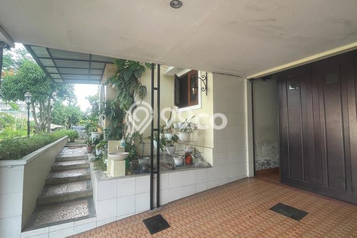 Dijual Rumah Premium dengan Fasilitas Sekitar Komplit di Depok, Sleman Dijual Rumah Premium dengan Fasilitas Sekitar Komplit di Depok, Sleman