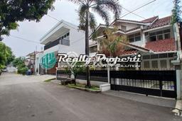 Dijual Rumah Luas Megah Dengan View Eksklusif di Jatiwaringin, Bekasi Dijual Rumah Luas Megah Dengan View Eksklusif di Jatiwaringin, Bekasi