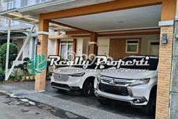 Jual Rumah Luas Elegan Dengan View Eksklusif di Jatimakmur, Bekasi Jual Rumah Luas Elegan Dengan View Eksklusif di Jatimakmur, Bekasi