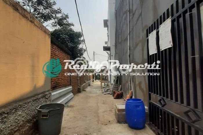 Kost Dijual di Jatimakmur dengan 0 KT dan Luas 210m2 Kost Dijual di Jatimakmur dengan 0 KT dan Luas 210m2