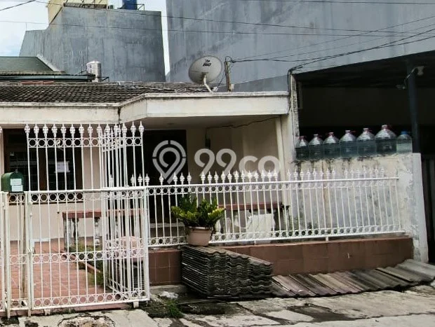 Jual Rumah Strategis Bagus Punya 2 KT di Kelapa Gading Jakarta Utara SHM Jual Rumah Strategis Bagus Punya 2 KT di Kelapa Gading Jakarta Utara SHM