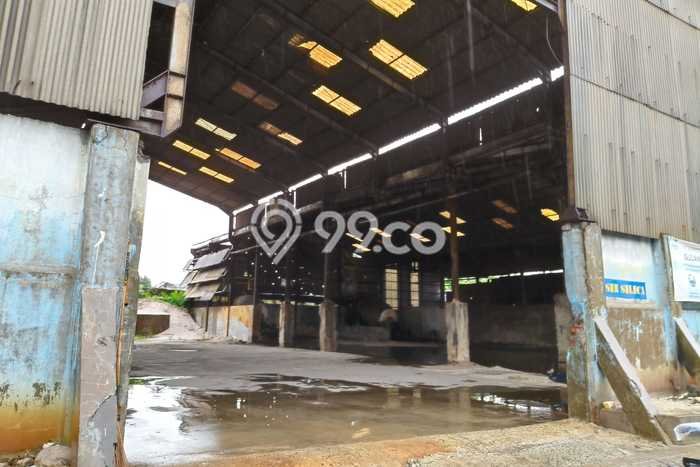 Unit Gudang Dijual di Jakarta Utara LT 44000m2 & LB 15000m2 Unit Gudang Dijual di Jakarta Utara LT 44000m2 & LB 15000m2