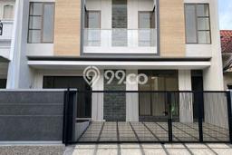 Rumah Elit Modern Siap Huni di Citraland Surabaya Rumah Elit Modern Siap Huni di Citraland Surabaya