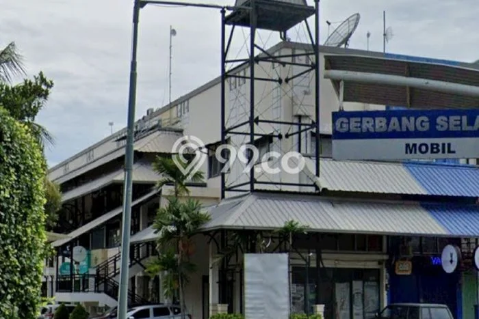 For Rent Ruko Area Komersial di Graha, Luas 200m2m², Siap Usaha For Rent Ruko Area Komersial di Graha, Luas 200m2m², Siap Usaha