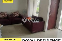 Rumah Mewah Dijual LT 160m2 di Wiyung, Surabaya Rumah Mewah Dijual LT 160m2 di Wiyung, Surabaya