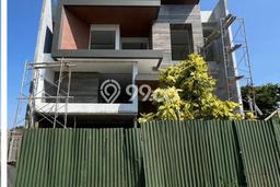 Dijual Rumah Mewah Megah Dengan View Cantik di Pakuwon Indah, Surabaya Dijual Rumah Mewah Megah Dengan View Cantik di Pakuwon Indah, Surabaya