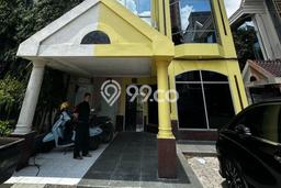 Ruko Bagus Dijual LB 300m2 Lokasi Strategis Surabaya Area Cocok untuk Berbisnis Ruko Bagus Dijual LB 300m2 Lokasi Strategis Surabaya Area Cocok untuk Berbisnis