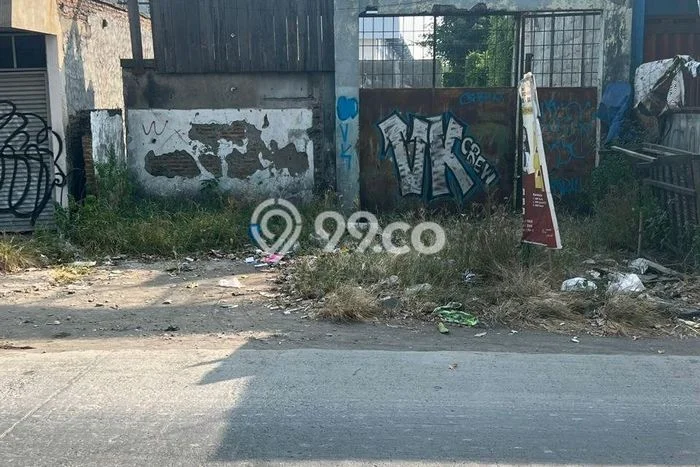 Gudang Dijual di Prime Area Surabaya Luas 316m2 Gudang Dijual di Prime Area Surabaya Luas 316m2