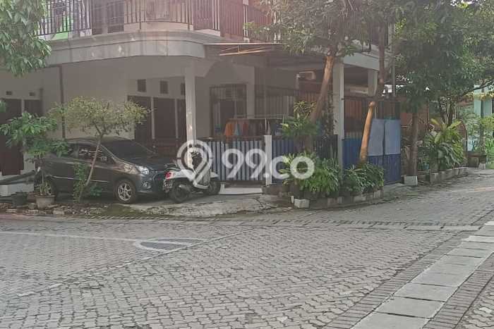 Dijual Segera Kost 12 Kamar, 4 Kamar Mandi di Jambangan, Surabaya, Luas 200m2 Dijual Segera Kost 12 Kamar, 4 Kamar Mandi di Jambangan, Surabaya, Luas 200m2