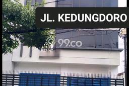 Ruko paling strategis disewakan di Sawahan Surabaya Ruko paling strategis disewakan di Sawahan Surabaya