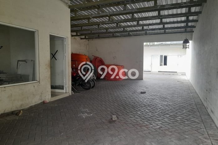 Gudang Dijual di Lakarsantri LT 312m2, LB 200m2 untuk Investasi Gudang Dijual di Lakarsantri LT 312m2, LB 200m2 untuk Investasi
