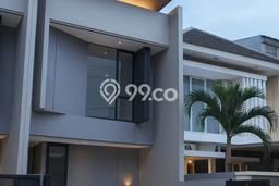 Rumah Modern Minimalis 4 Kamar Siap Huni di Rungkut Rumah Modern Minimalis 4 Kamar Siap Huni di Rungkut