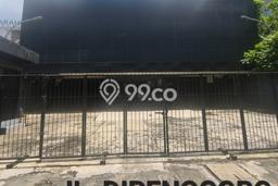 Ruko Dijual di Prime Area Surabaya Luas 600m2 Ruko Dijual di Prime Area Surabaya Luas 600m2