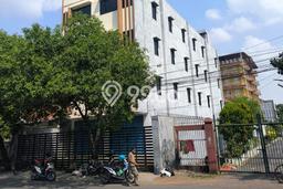 Disewakan Ruko komersial di Sawahan luas bangunan 1020m2 Disewakan Ruko komersial di Sawahan luas bangunan 1020m2