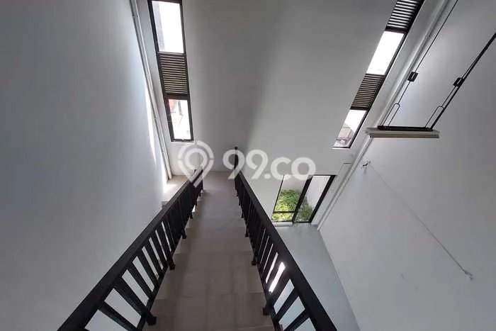 Unit Gudang Disewakan di Teluk Naga di Area Ramai & Strategis Unit Gudang Disewakan di Teluk Naga di Area Ramai & Strategis