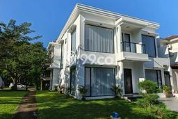 Rumah Luxury Modern Siap Huni di BSD Foresta Tangerang Rumah Luxury Modern Siap Huni di BSD Foresta Tangerang